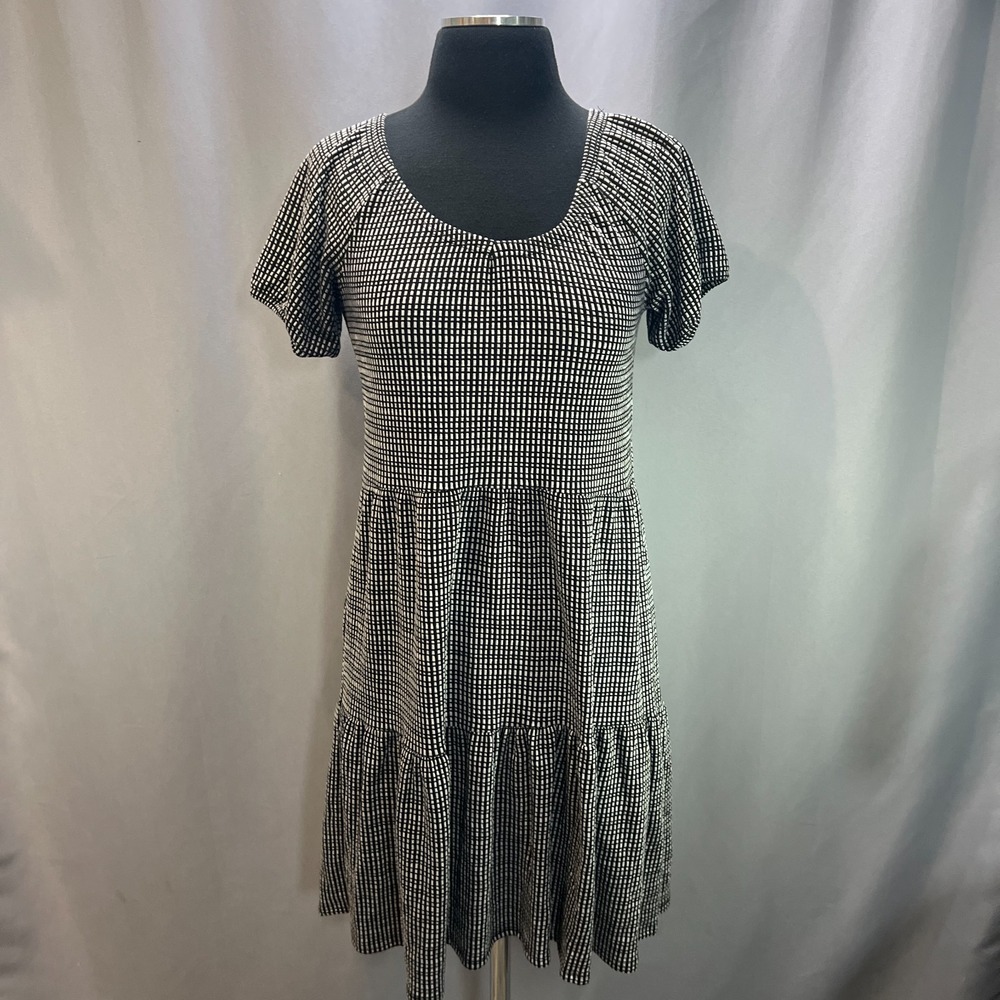 Swing Tiered Fit & Flare Dress Womens Small Black Gingham Print Puff Sleeves